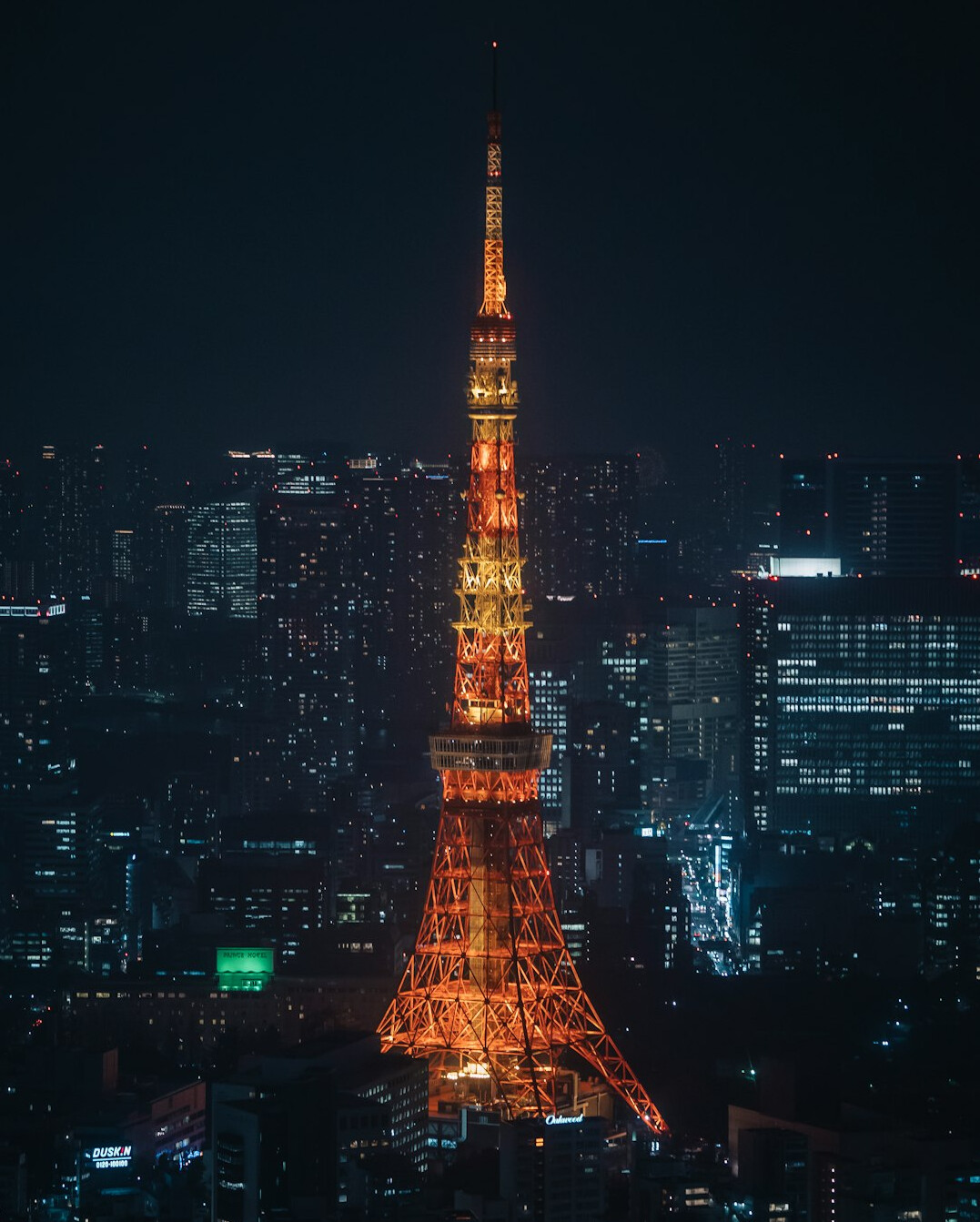 tokyo city skyline at night